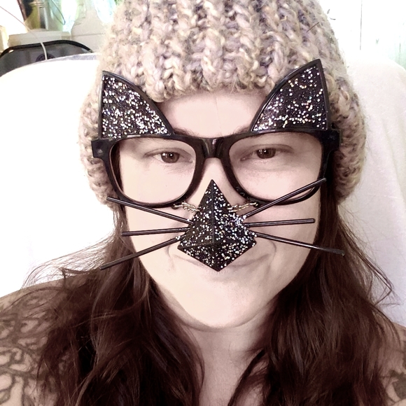 Meet your Posher, Teresa - Picture 1 of 1